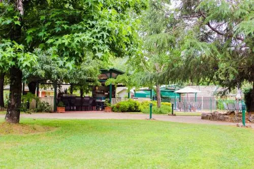 Silver Birches Holiday Village - Unit 9