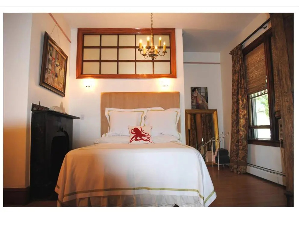 Austin House Inn