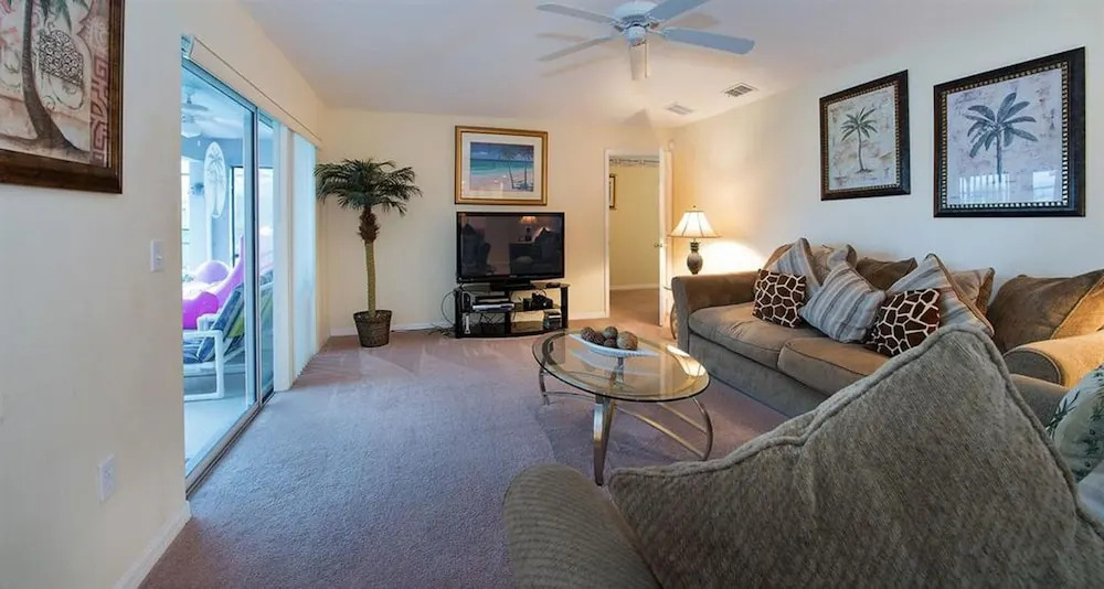 This is a Wonderful 4 Bedroom Vacation House to Stay in Wail in Davenport