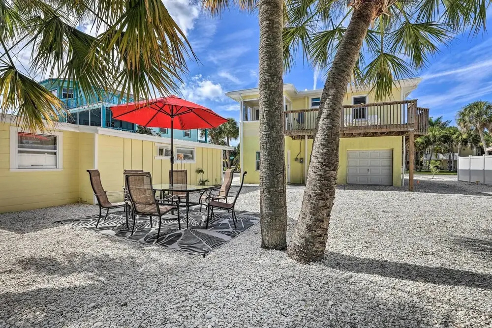 Remodeled Siesta Key Studio Near Beach!