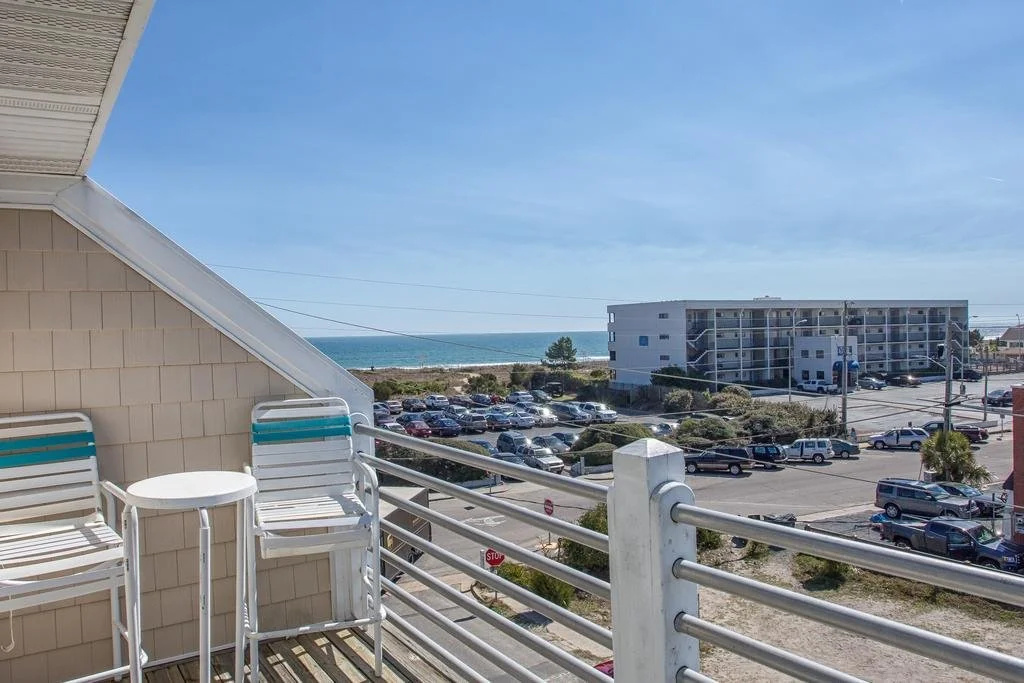 Sandpeddler Inn and Suites