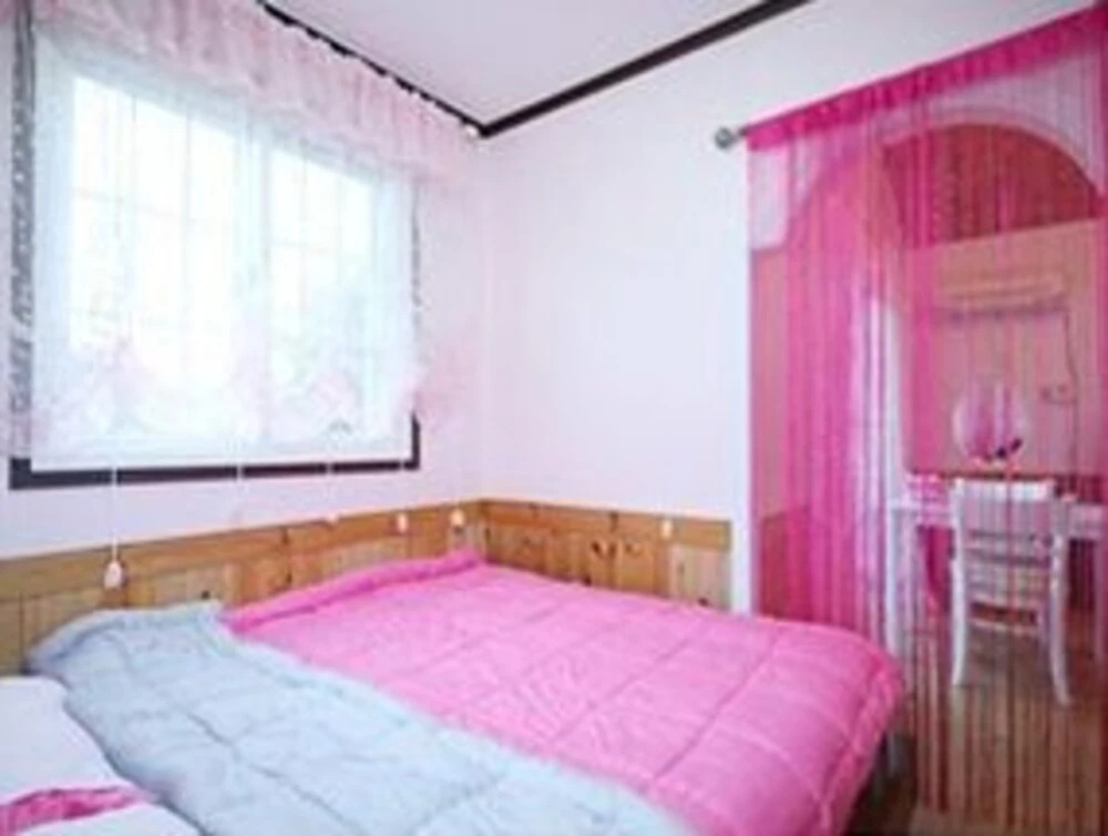 Anmyeondo Blue Ara Pension