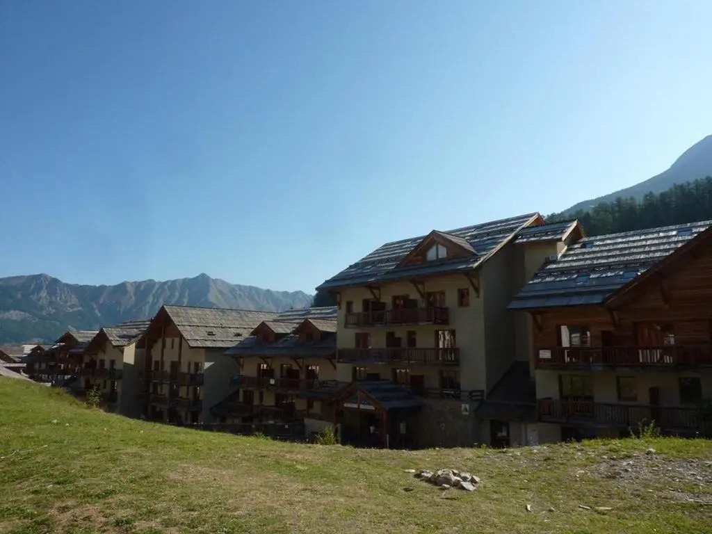 Appartement Les Orres, 3 pièces, 8 personnes - FR-1-322-378