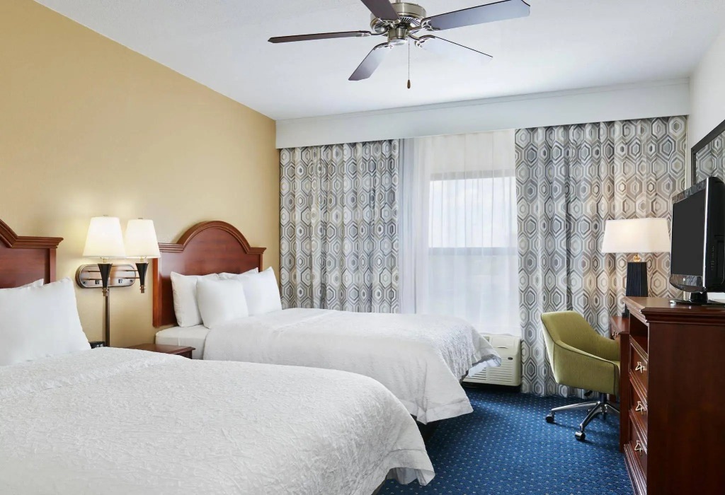 Hampton Inn & Suites Concord-Charlotte
