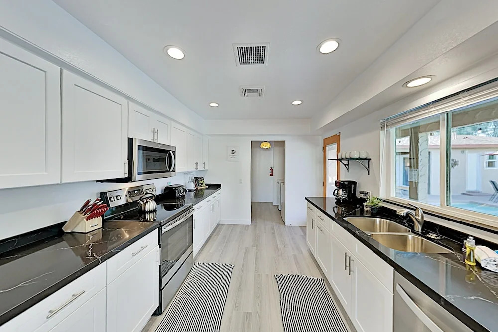 2008ejoy 4 Bedroom Home