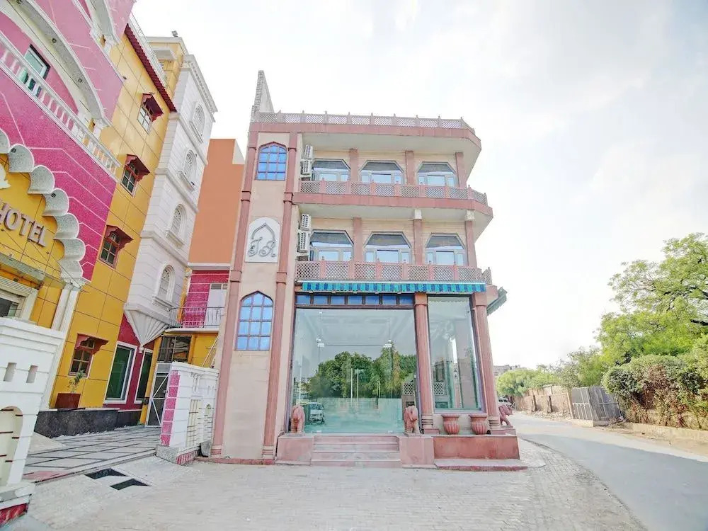 The Taj Residency by OYO Rooms