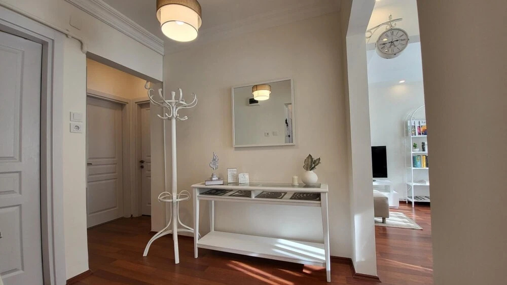 Chic Flat in Sariyer With Balcony and Sea View