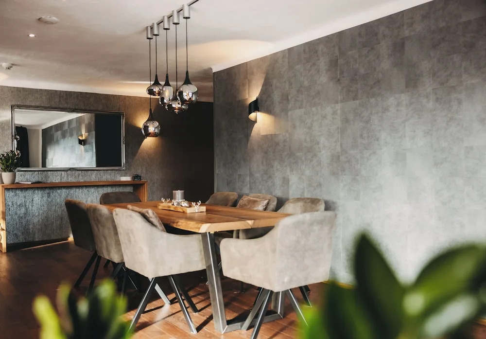 CHALET G12 - Mountain Luxury Apartments by Peak Stay