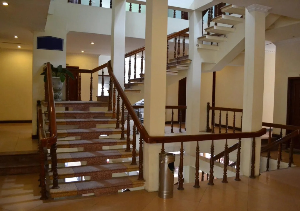 Van Ly Hotel