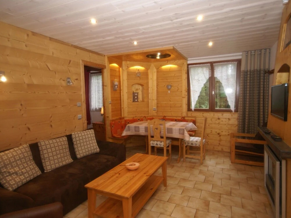 Wooden Chalet, Skiing in the Winter Season