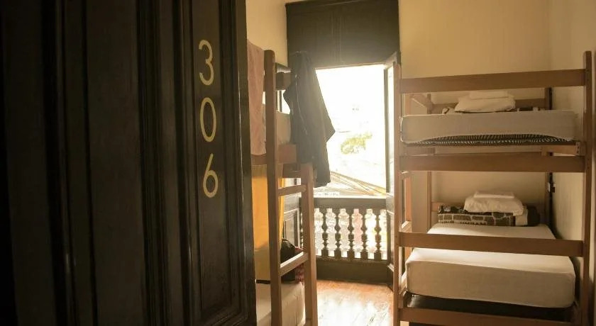 Puriwasi Hostels