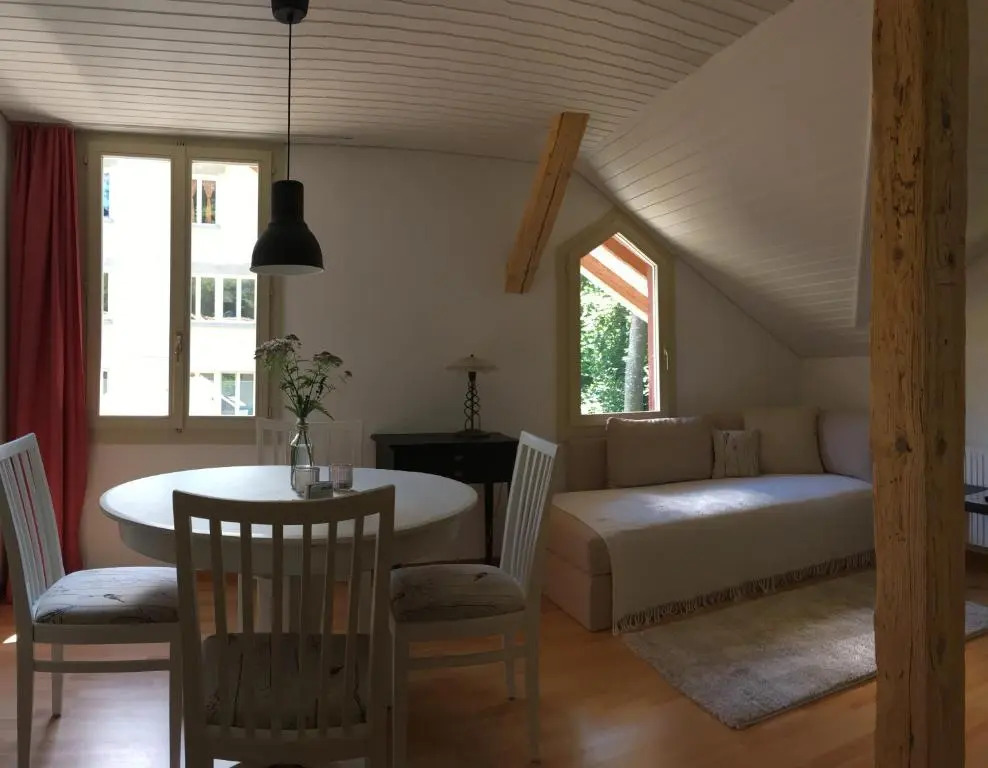 B3 Apartment