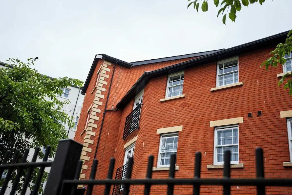 iQ Ty Willis House in Bangor 3 Min Walk to Bangor Station