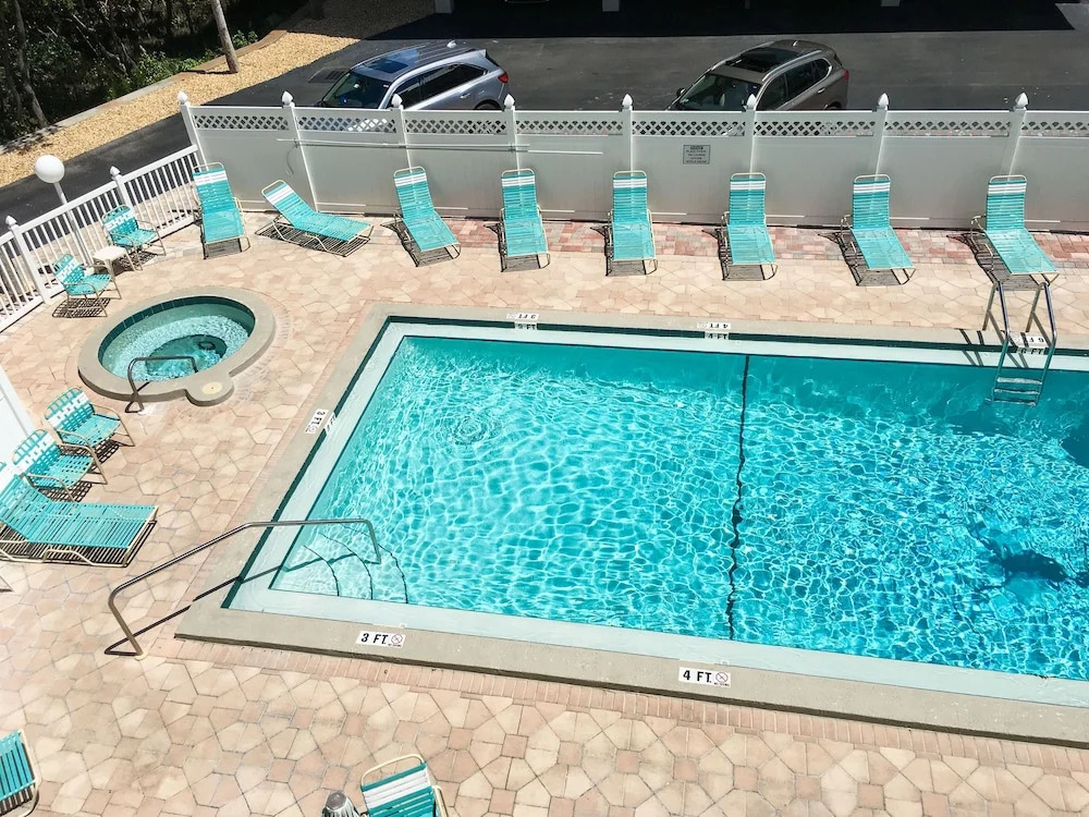 Fresh Beachy Vibe Condo Unit 204 2 Bedrooms 2 Bathrooms Condo