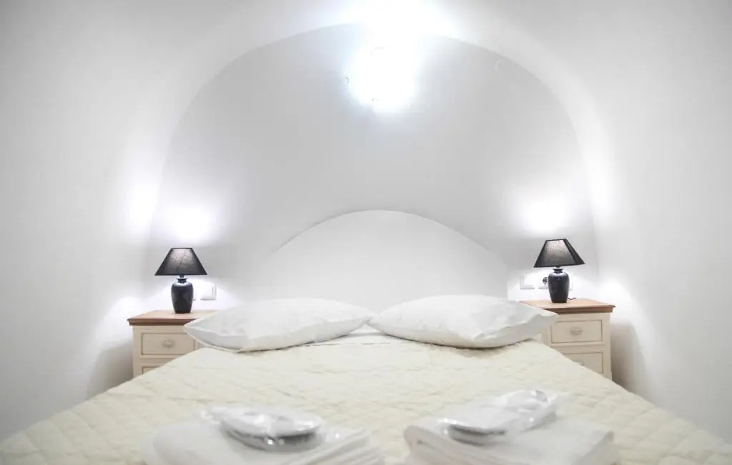 White Side Suites