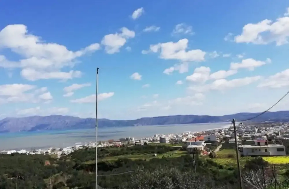 Remarkable 2-bed Apartment in Kissamos