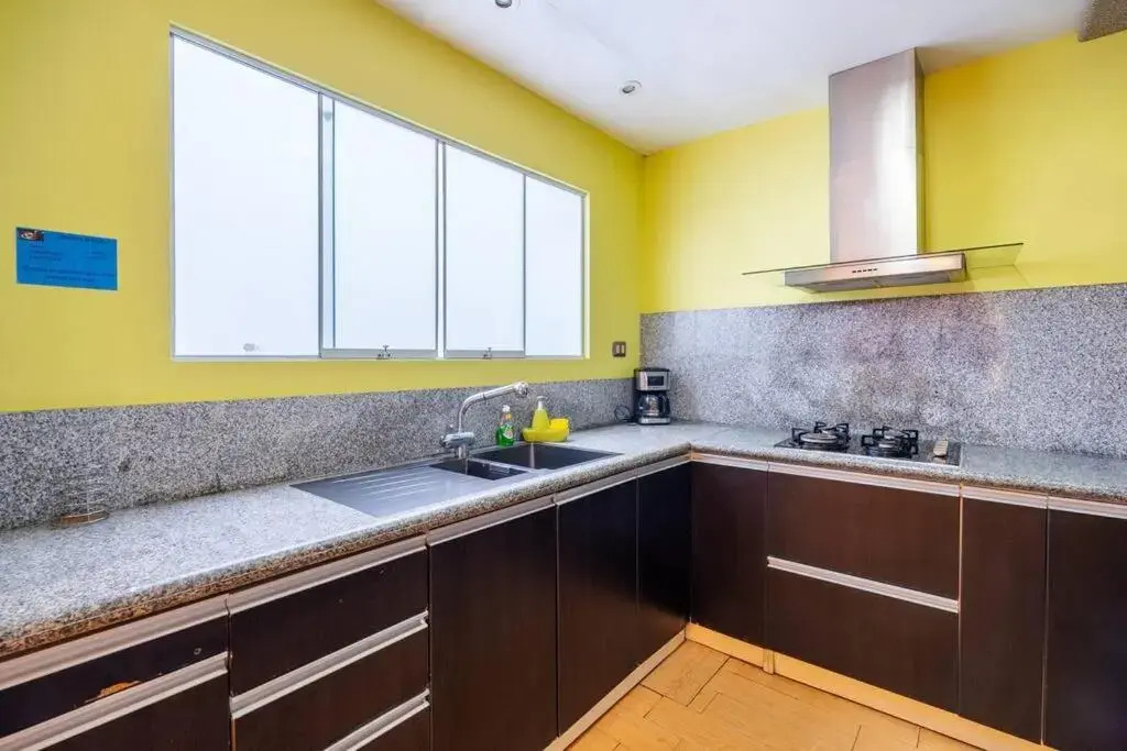Balconcito Peruano& Ciudad real 302 & 2 bedroom