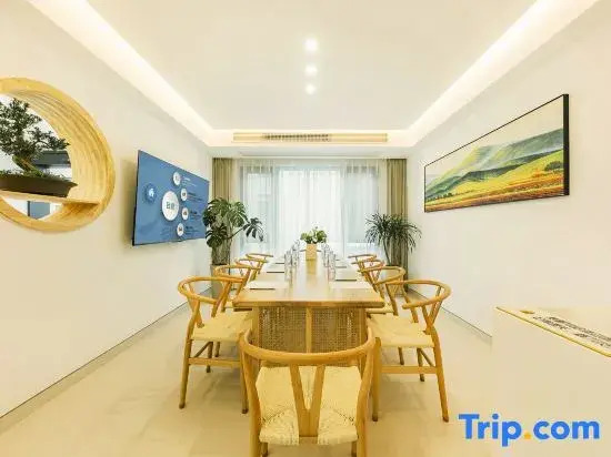 Salary Ran · Starry Sky Mountain Luxury Vacation VILLA Meisu