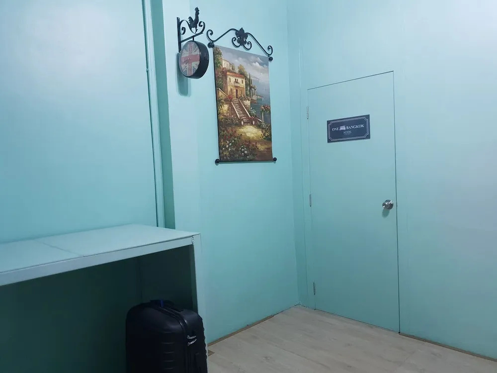 One Bangkok Hostel @Love District