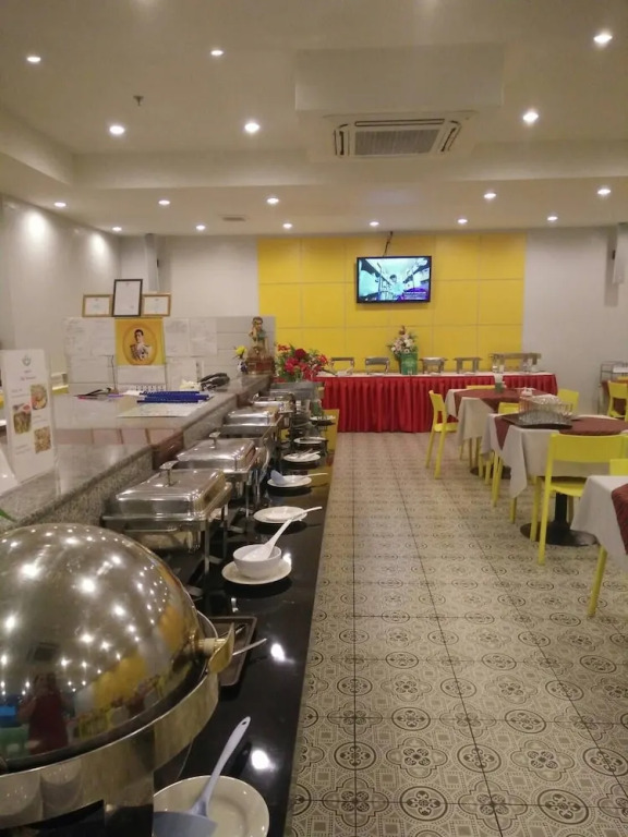 Mayflower Grand Hotel Korat