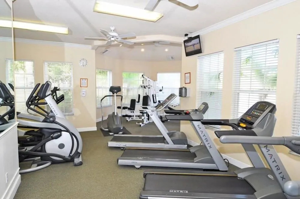 8160 The Windsor House 4 Bedroom by Florida Star