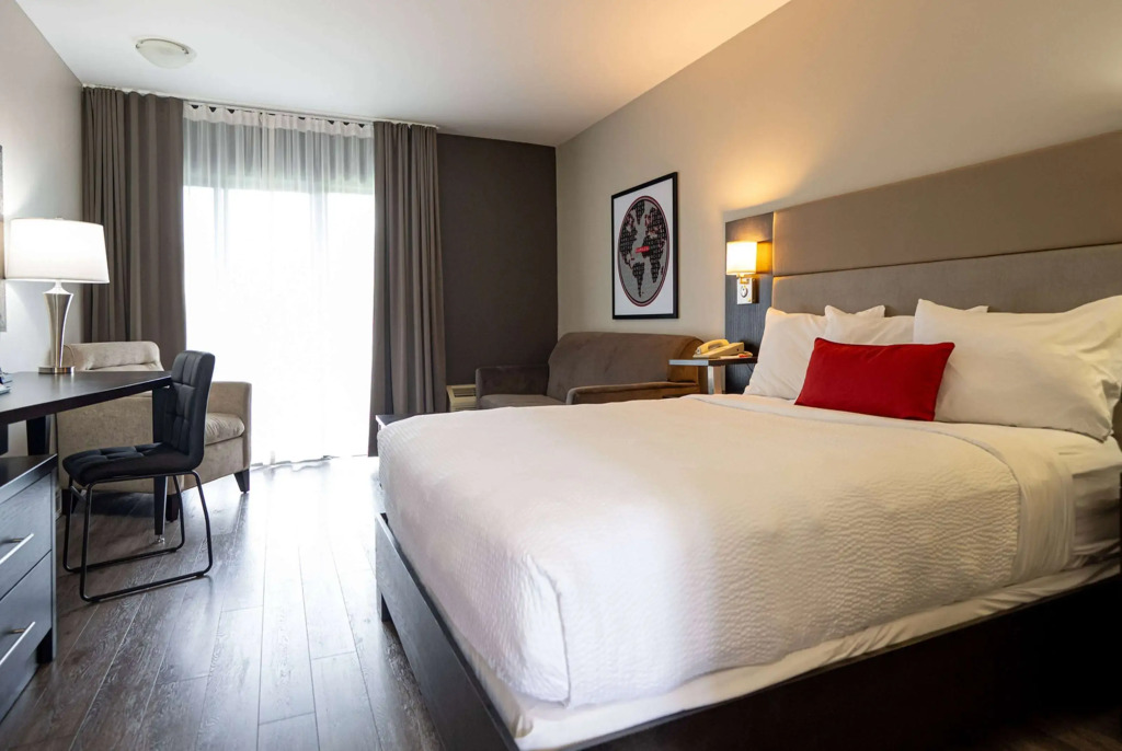 Ramada by Wyndham Ottawa On The Rideau