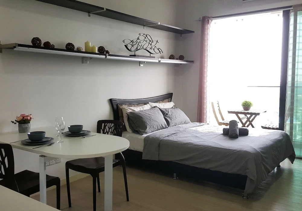 IHomes33 PJ Grand Sofo Free Parking, 2 Pax