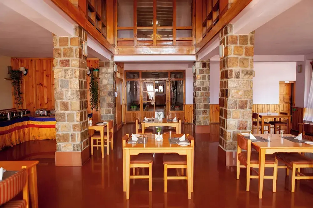 Hotel Ugyenling
