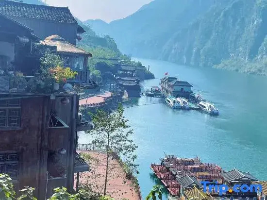 Shiyue Shiqi Homestay