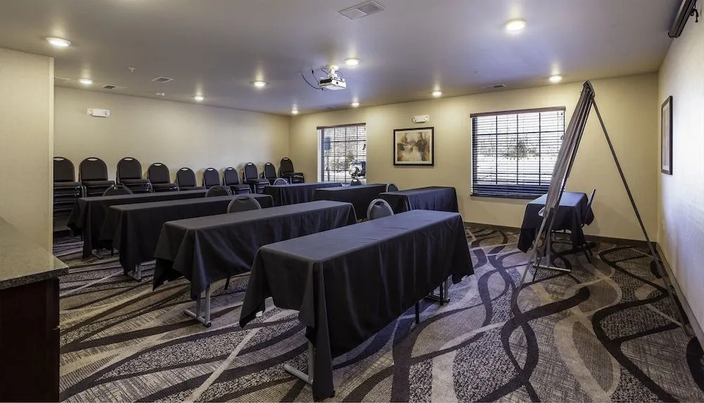 Cobblestone Inn & Suites - Brookville