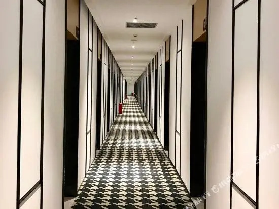 Ibis Styles Hotel (Zhuhai Huafa Shangdu)