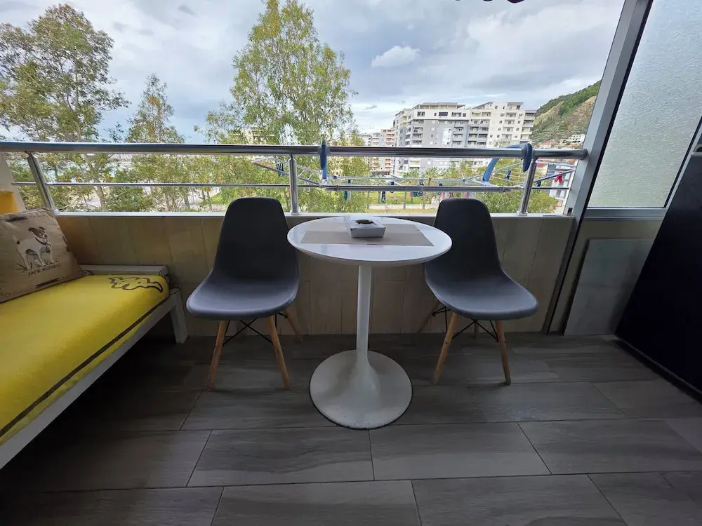 Bes' Marina Studio
