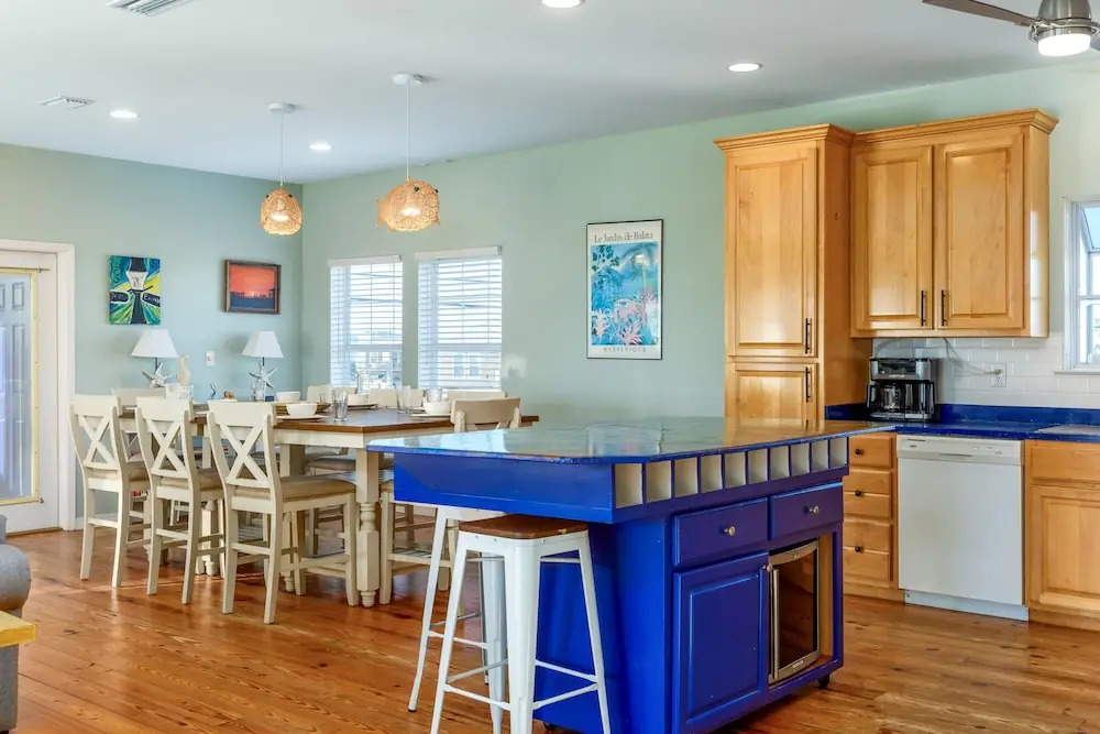 Coconut Breeze - 105 St Dennis 4 Bedroom Home by RedAwning
