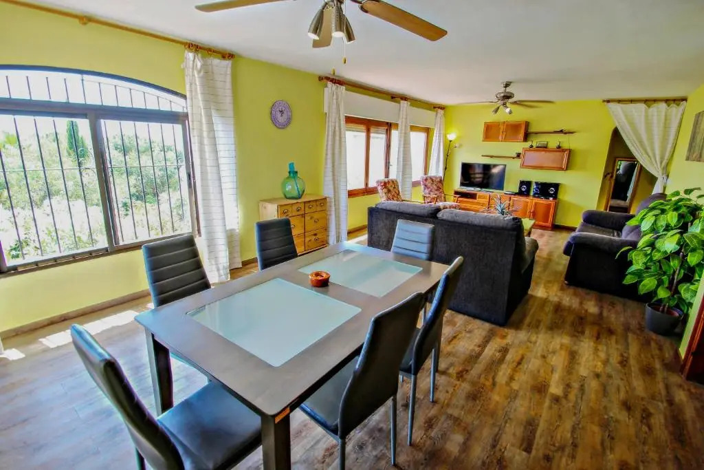 Basetes - holiday home with private swimming pool in Calpe