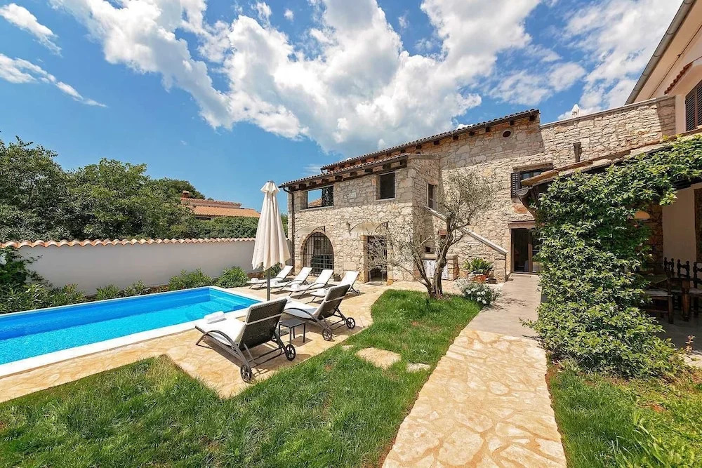 Villa K2n