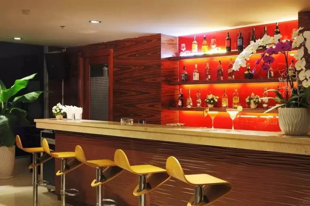 Eden Star Saigon Hotel