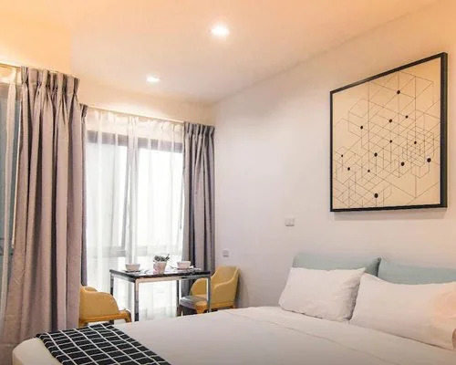 The Rich Sathorn-BTS Wongwian Yai Station - 4 Nights, Bangkok, Thailand
