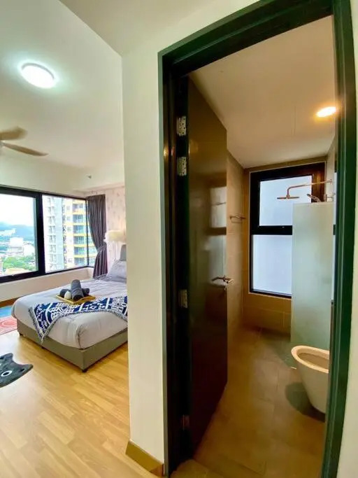 Tropicana 218 Macalister by CC