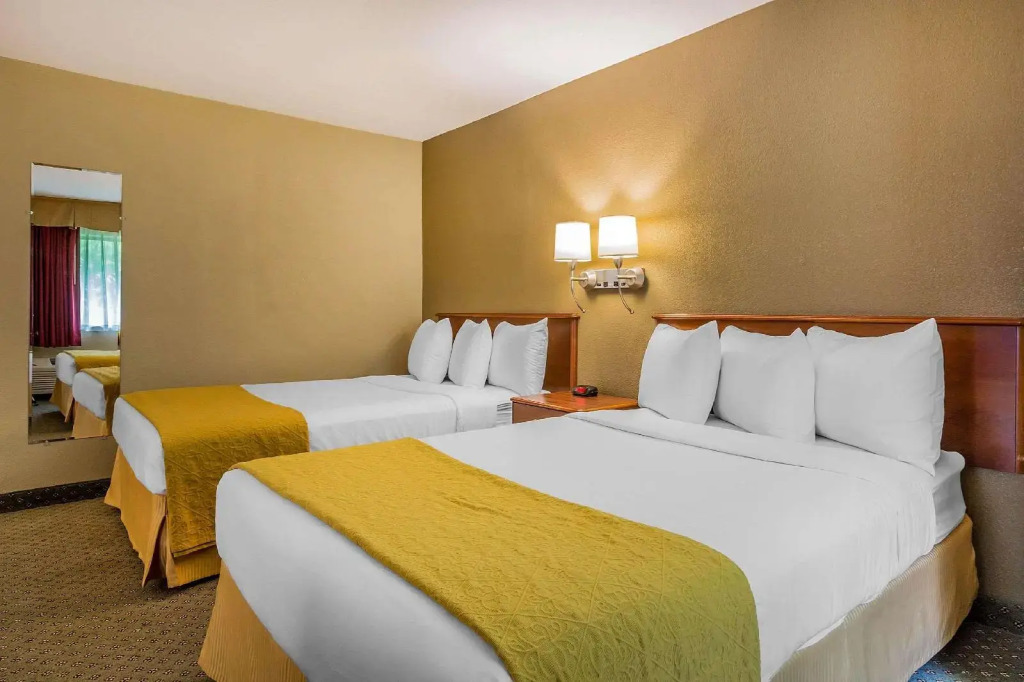 Quality Inn Hyde Park - Poughkeepsie North