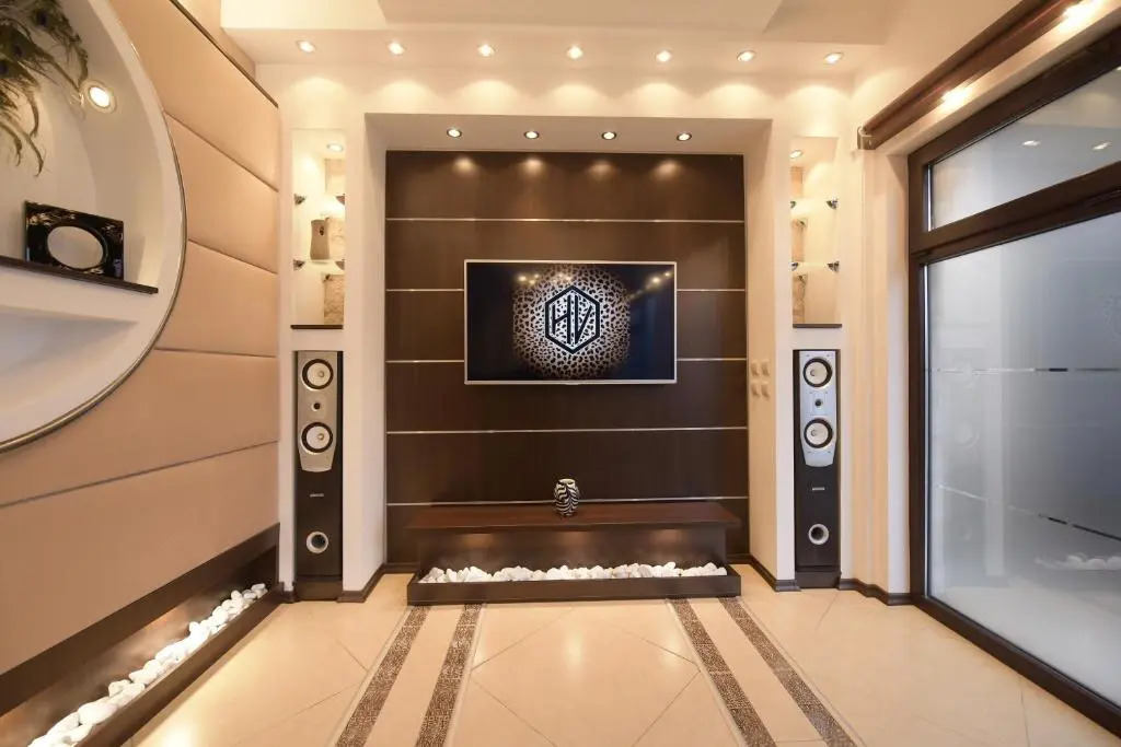 H & V Residence - Bungalow Apartment