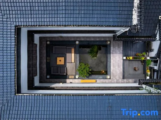 Xiao Zhang's Cultural and Artistic Homestay
