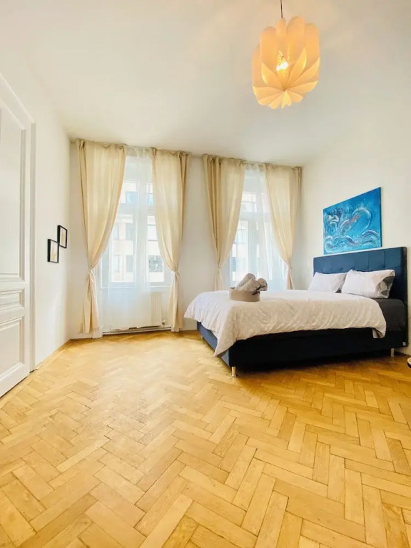 Affordable 2BR Apt For 6 Near Stadthalle