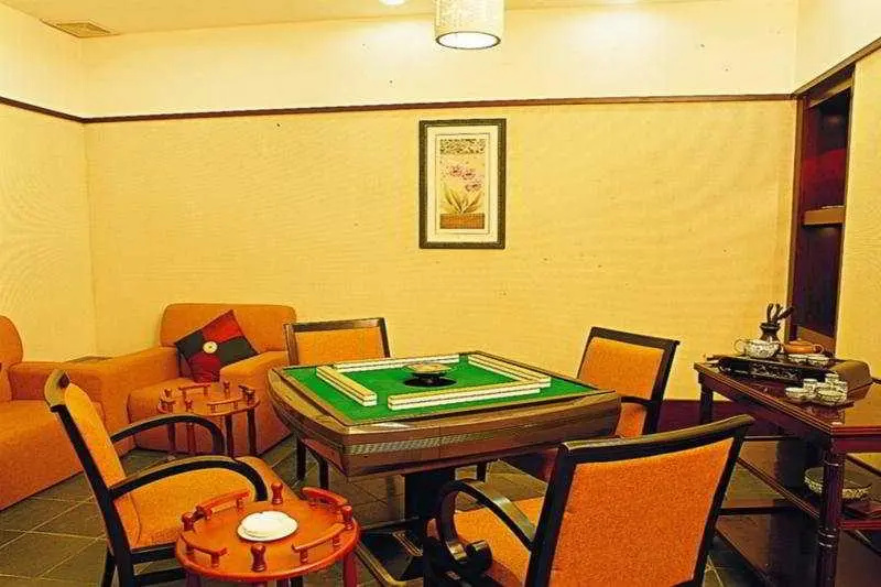 Lifu Hotel - Huang Pu Road Run Du
