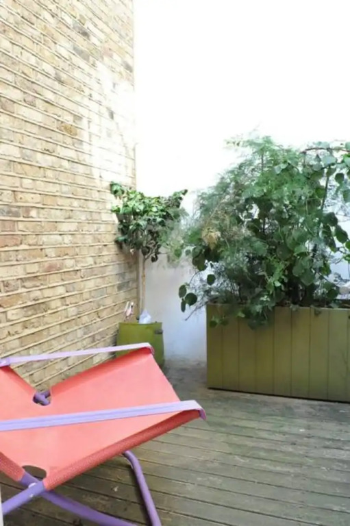Modern 1 Bedroom Flat in Highbury