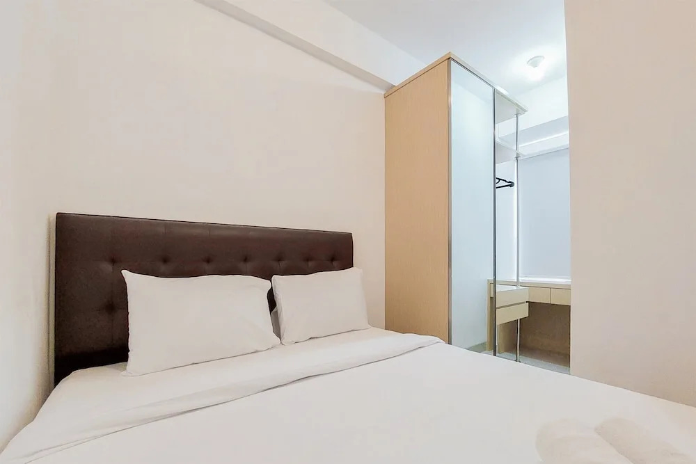 Fully Furnished 1Br With Study Room At Serpong Garden Apartment