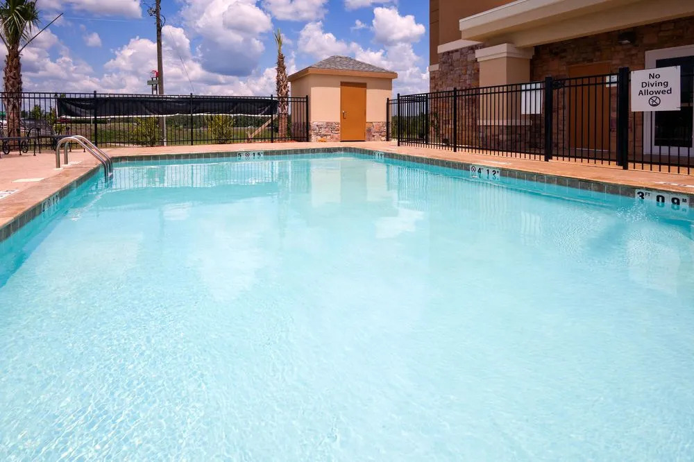 Holiday Inn Express Atmore