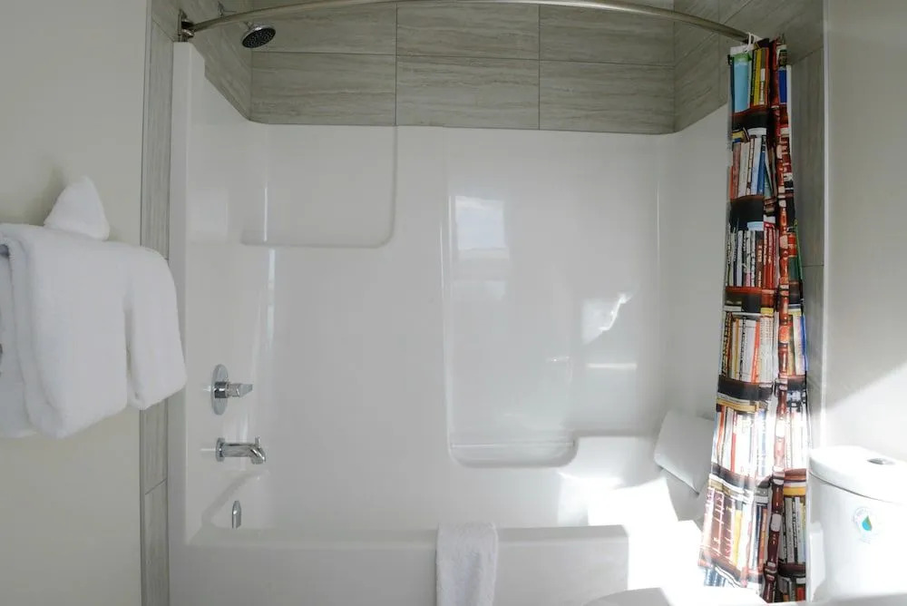 Novel Bed and Breakfast