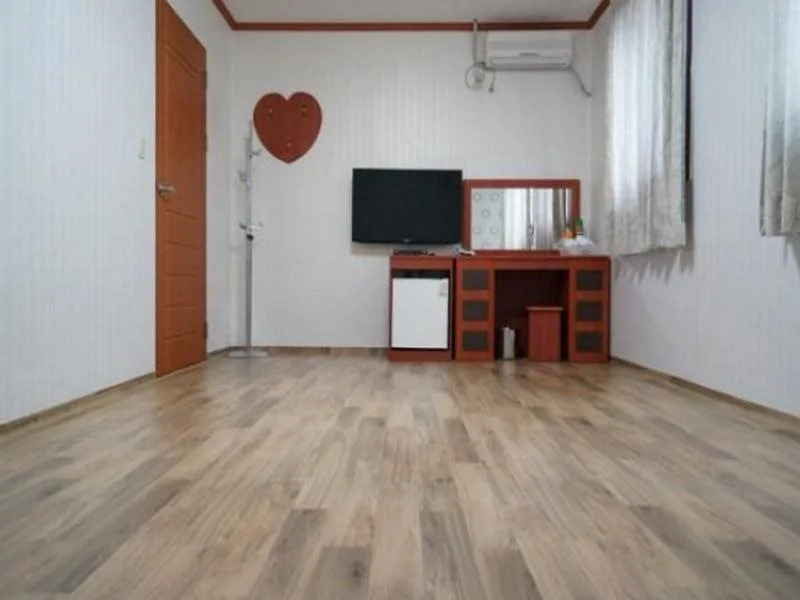 Memberstel Condotel