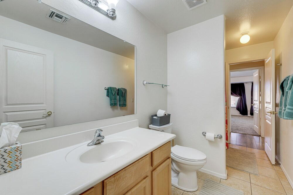 Swim, Golf, Unwind! Queen Creek Home w/ Patio