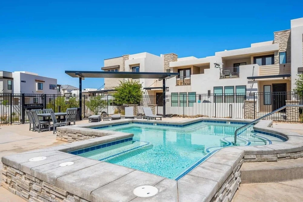 Rock n Relax at Desert Color townhouse